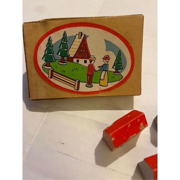 Vintage Miniature East Germany Dregeno mini Animals Houses Trees Fence Set Origi - Picture 12 of 14